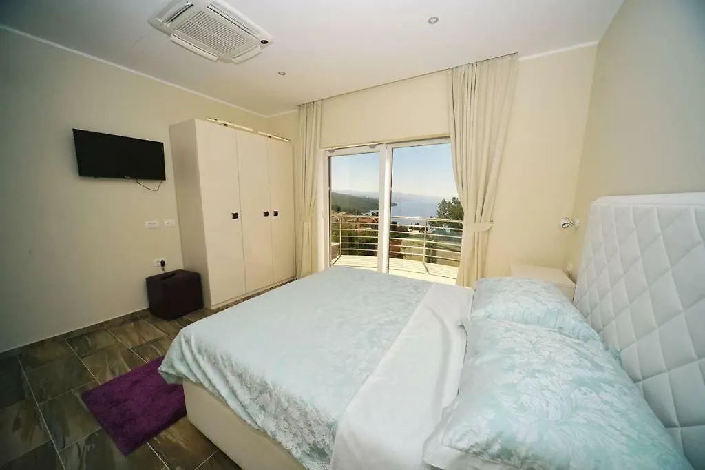 Guest House Manuela Opatija 4*,
